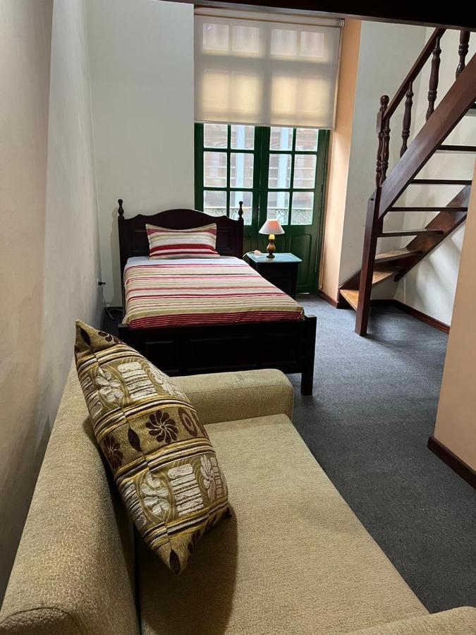Hostal Victoria 키토 외부 사진