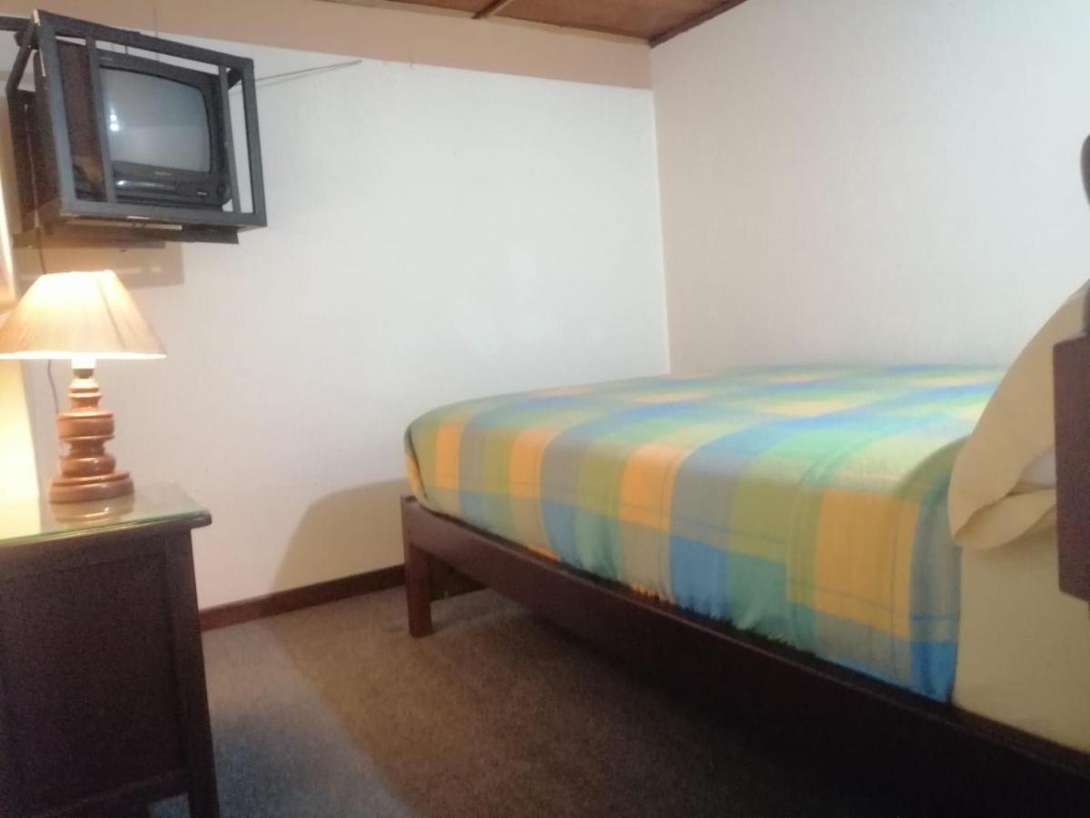 Hostal Victoria 키토 외부 사진