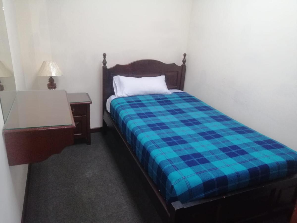 Hostal Victoria 키토 외부 사진